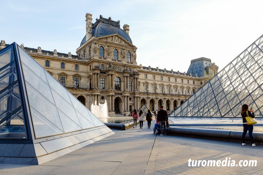 Louvre Museum Quotes And Captions For Instagram